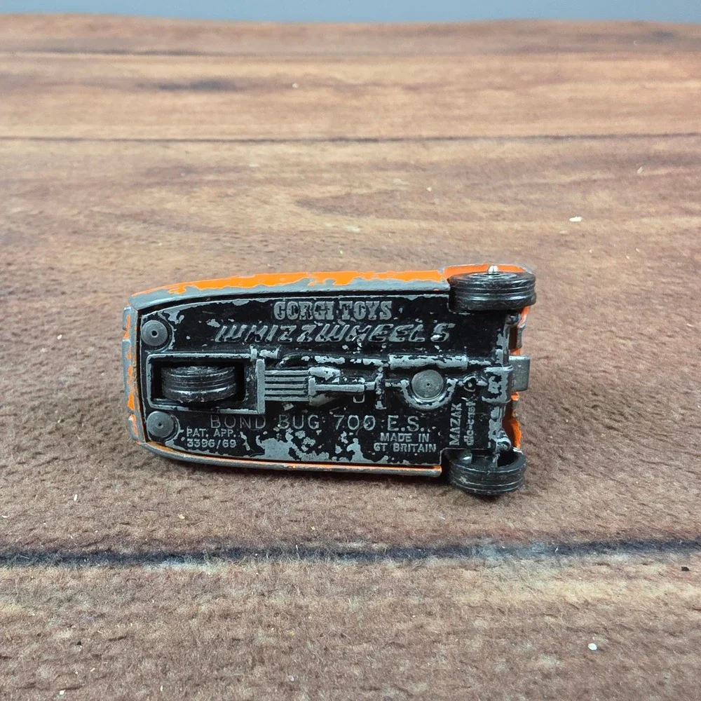 Corgi Toys Bond Bug 700 ES Kids OS Orange Good Whizzwheels Diecast Car